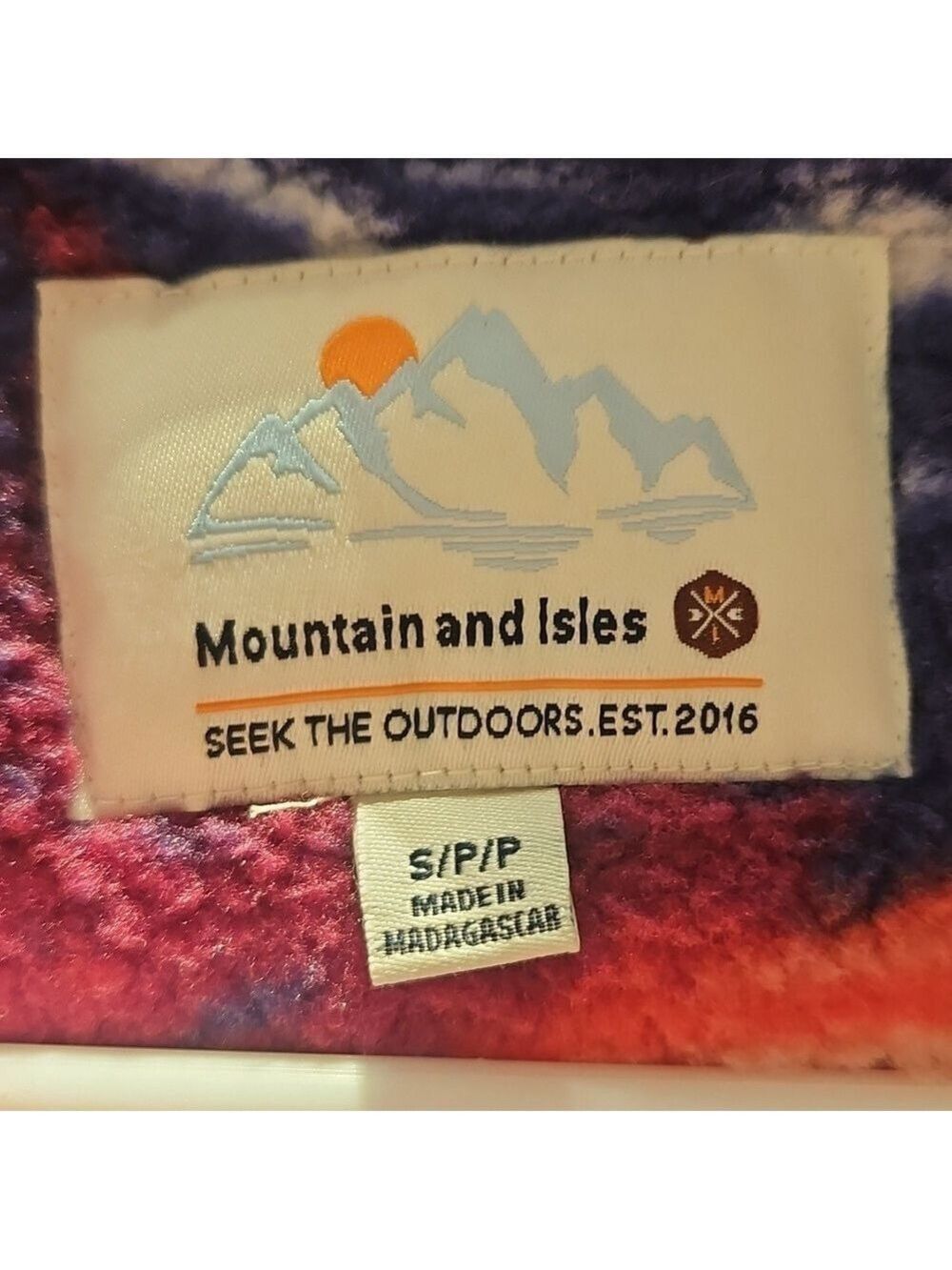 Mountain And Isles 1/4 Zip Pullover Fleece Pink Red Small NWT - Picture 3 of 7